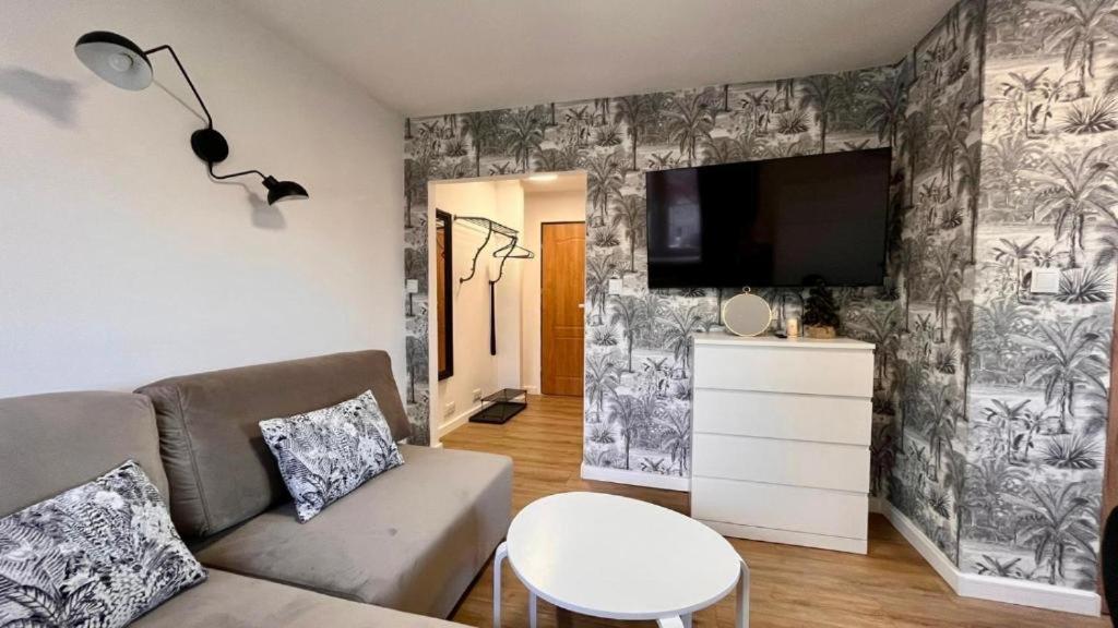 Apartamenty Izerskie Gorska 8 - Blisko Park I Dom Zdrojowy Oraz Wyjscie Na Sky Walk Świeradów-Zdrój Buitenkant foto